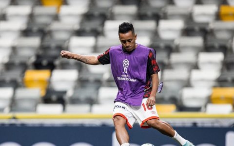 Christian Cueva llega al Emelec tras militar 10 meses en el peruano Cienciano de Cusco.