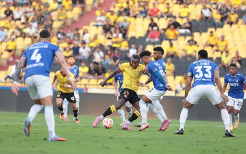 Universidad Católica busca acercarse al liderato de la LigaPro 2026.