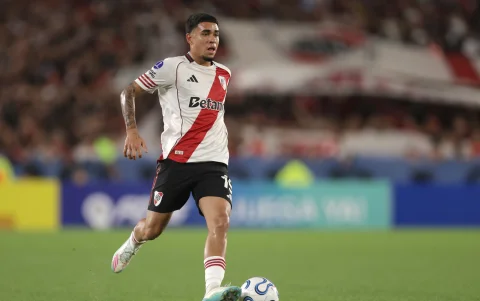Kendry Páez, volante ofensivo de River Plate.