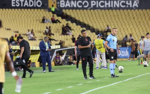 César Farías buscará jugadores para la siguiente etapa de LigaPro.