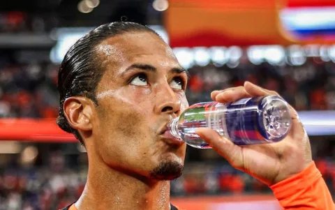 El defensor neerlandés, Virgil van Dijk, dijo: