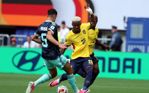 Nilson Angulo marcó el empate de la Selección de Ecuador.
