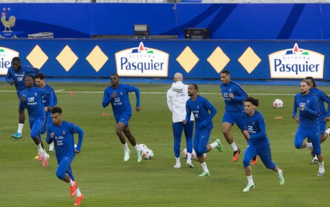 La Selección de Francia recibe a Italia en la UEFA Nations League.