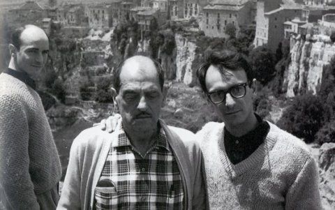 Durante el gobierno de Lázaro Cárdenas (de 1939 a 1942), México asiló a más de 25.000 españoles. Entre ellos Buñuel y Luis Felipe.