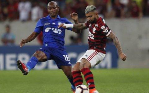 Óscar Bagüí firmó su mejor presentación del año en la serie de Copa Libertadores contra Flamengo.