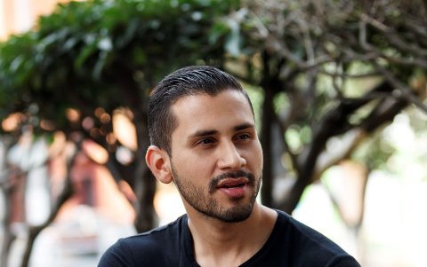 Miguel Subero brinda atención psicológica a personas con VIH y es coordinador de la Red de Regional de Jóvenes con VIH de América Latina y el Caribe.