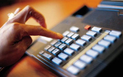 El contestador automático tuvo su apogeo hasta la llegada del internet.