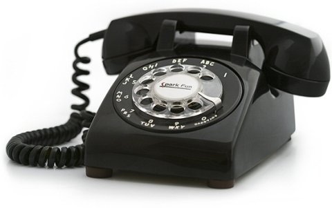 El teléfono fijo aún se conservan como símbolo del siglo pasado.