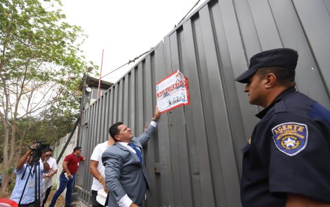 Los operativos de cierre estuvieron a cargo las direcciones de Justicia y Vigilancia, Vía Pública, Medio Ambiente y la DUOT.