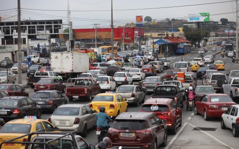 La tarde de este 3 de enero estuvo congestionada.