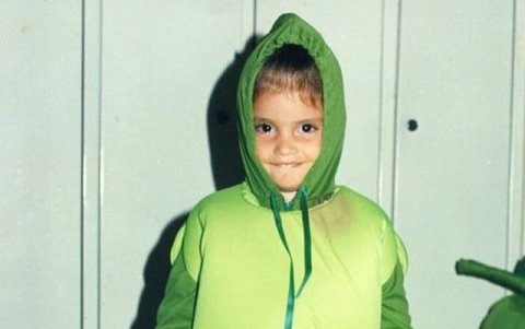 La creatividad, los juegos y los disfraces fueron los compañeros de la infancia de Shany.