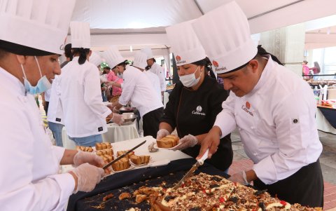 El roscón fue colocado en el malecón alrededor de las 08:00.