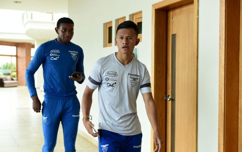 Gustavo Vallecilla (i) y Jordan Rezabala (d) forman parte de la Tricolor que disputará el torneo preolímpico.