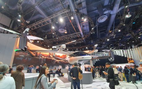 S-A1 es el concepto de taxi volador eléctrico desarrollado por Hyundai y Uber que promete volar a 290 km/h.