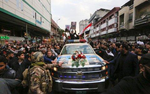El centro de su ciudad natal era una marea de gente, similar a las que se vivieron el domingo y lunes en Teherán y otras ciudades.