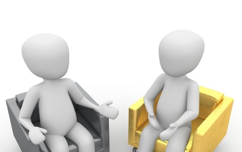 Procure contarle a personas de confianza sus propósitos financieros.