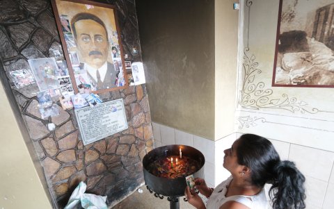 Una imagen de José Gregorio Hernández, en una parroquia de Urdesa.