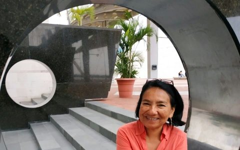 Medina dirige el espacio de debate con escritores 'A vuelo de página', en la red de museos de la ciudad.