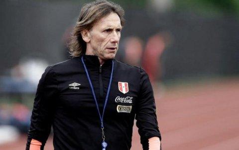 Gareca es un ex futbolista y actual entrenador argentino que se desempeñó como delantero.