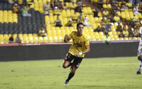 La llegada de 'Leo' a la Premier se da un año después de haber captado la atención internacional, tras el buen desempeño que tuvo con la Sub 20 de Ecuador.