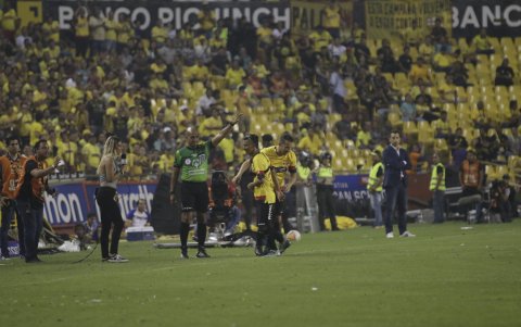 El Piojo Rodríguez tuvo sus minutos de fama y Del Piero lo sustituyó.