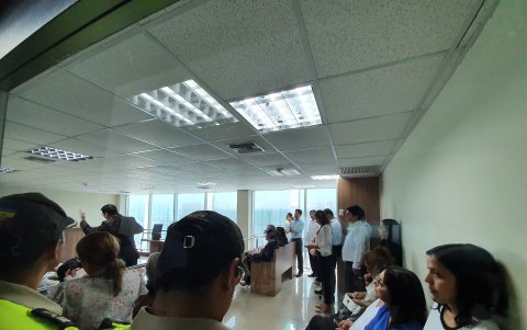 Las partes fueron presentadas para ser escuchadas en una audiencia pública.