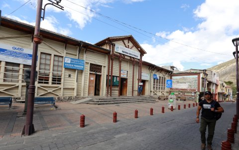 Historia. Un mural muestra donde están pintadas las primeras casas de la localidad.