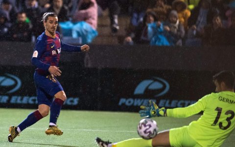 El francés Antoine Griezmann pasaría al Inter de Milán como parte de la negociación