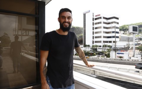 El bombardero charrúa tiene contrato con Guayaquil City hasta finales del 2022.