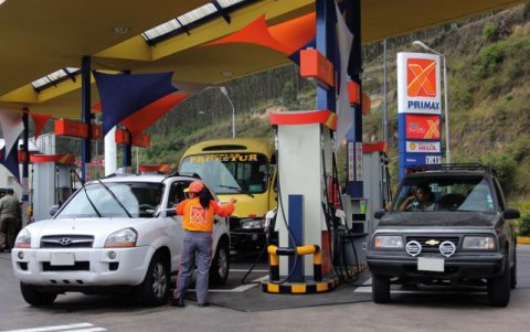 El precio varía cada mes.