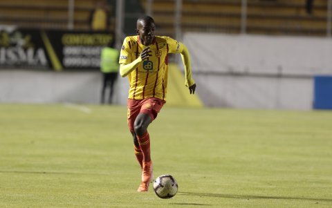 Jhonny Quiñónez volvió de Holanda para defender al Aucas.