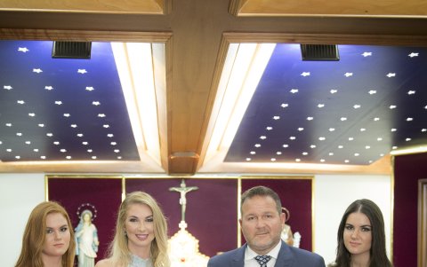 Soledad junto a su esposo Richard Bohrer y sus hijas Diana, Charlotte y Soledad.