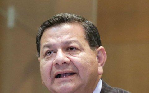 El asambleísta Jimmy Candel (BIN) se abstuvo de votar en el juicio contra Diana Atamaint