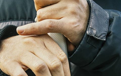 El dispositivo cuenta con conexión a Internet.