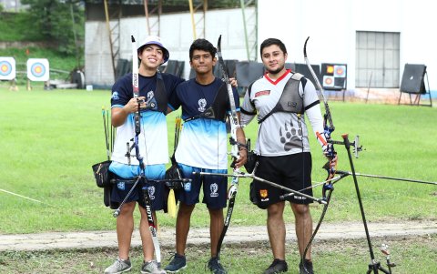 Los tres representantes de Ecuador: Juan Andrés Sánchez, Lester Ortegón y José Álvarez.