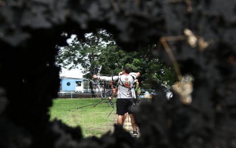 Enfocarse en cada flechazo es el gran secreto que tienen los arqueros.