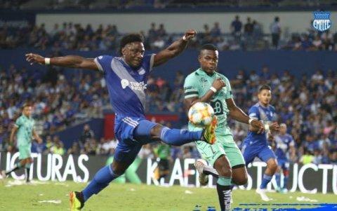 El delantero Roberto Ordoñez es uno de los ocho jugadores que aún no ha tenido participación en la Copa Sudamericana.