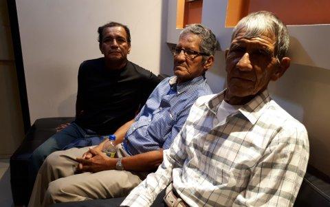 Desilusión. Armando, Teófilo y Francisco esperan justicia antes de que la muerte los alcance.