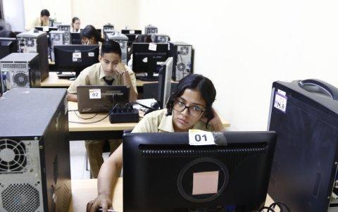 Del 17 al 23 de enero pasado se receptó la prueba Ser Bachiller a 271.000 estudiantes.