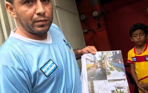 Denuncia. Los residentes mostraron a EXPRESO los documentos y fotografías que han enviado a las autoridades.