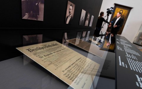 SANKT POLTEN. Algunos documentos y fotografías que conforman esta exhibición, que recorre parte de la adolescencia del Adolfo Hitler.