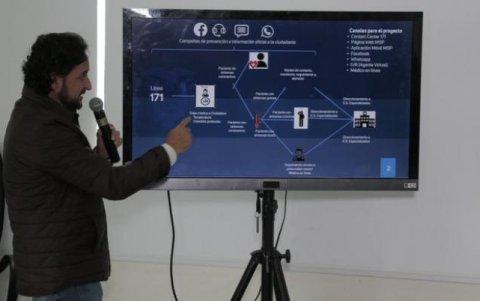 El ministro Andrés Michelena informa el protocolo para las llamadas que recibirá el call center.