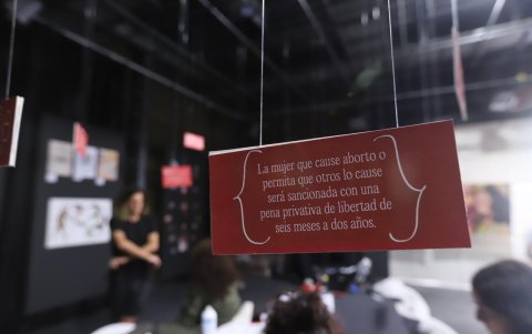 Otro de los temas expuestos fue la penalización del aborto.