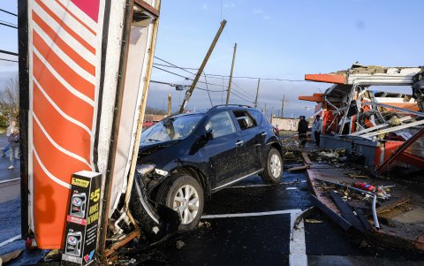 NASHVILLE. Gran parte de entorno urbano quedó trastocado luego de las largas horas que duró la gran tormenta de este martes.