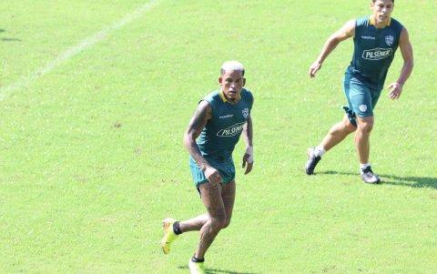 Michael Arroyo se prepara para debutar en Barcelona