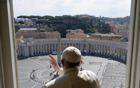 Entre las medidas tomadas para prevenir el coronavirus, los feligreses no podrán asistir a misas.