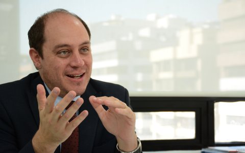 Julio Jose Prado explica los límites que la banca, por su condición, tiene para ayudar.