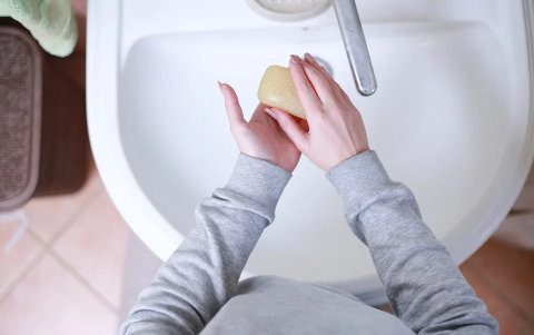 Lavarse las manos sigue siendo fundamental.