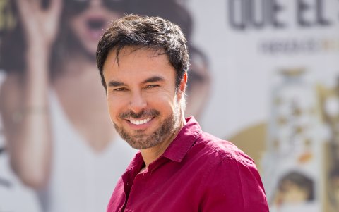 El actor participó en producciones como Las muñecas de la mafia, Todos quieren con Marilyn y Pura sangre.