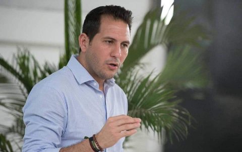 Tito Nilton Mendoza.